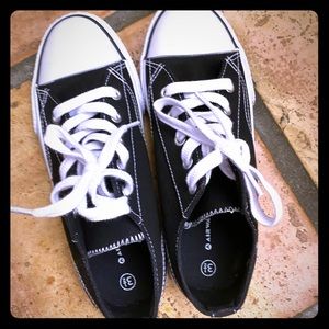 They are black and white , have new laces (white )